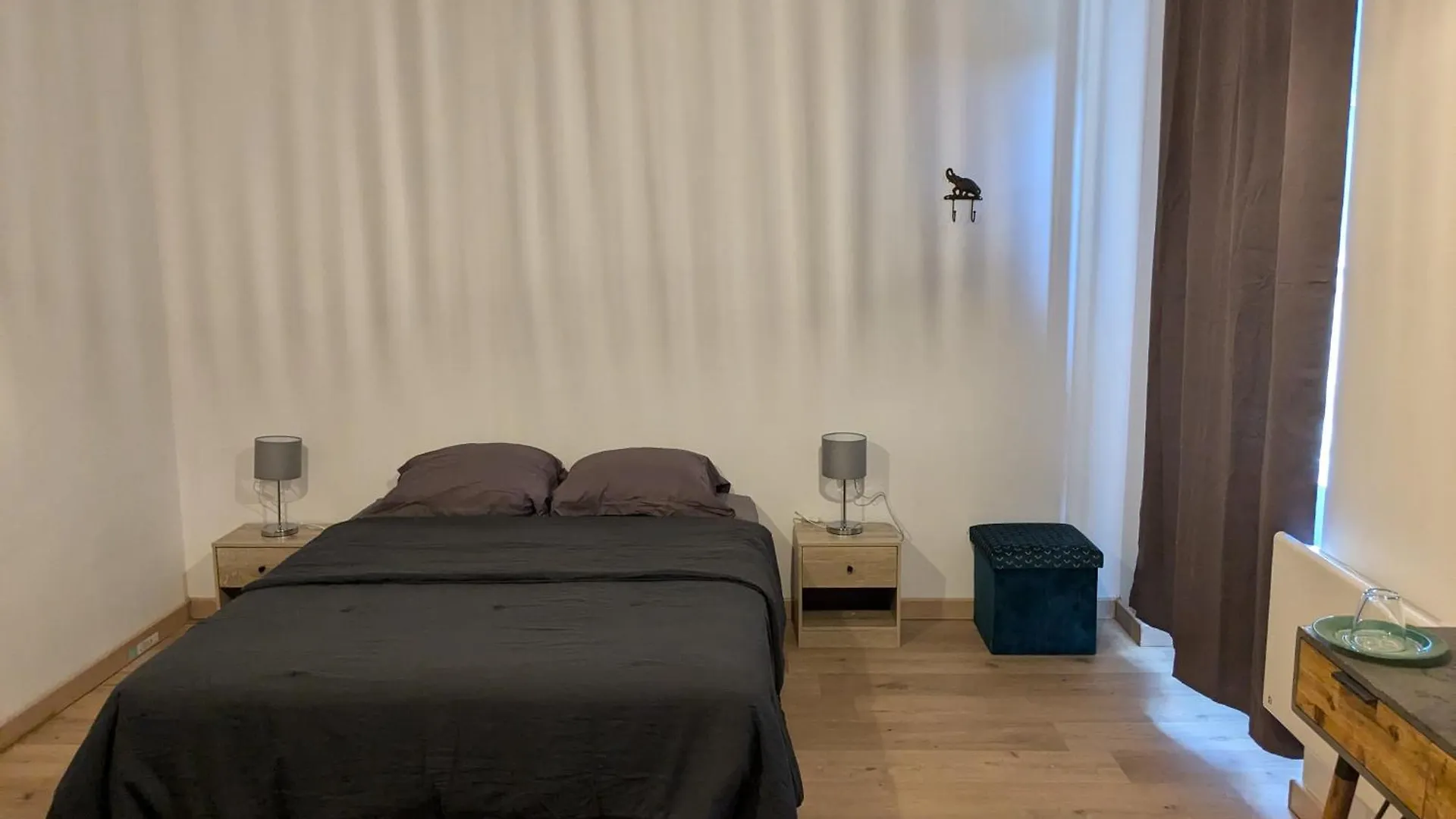 Chez Cornelia Bed & Breakfast Estaing  France